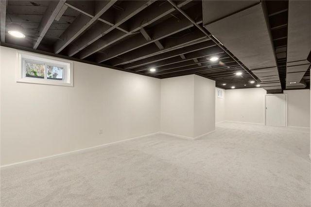 6717 65th Terrace, Mission, KS 66202
