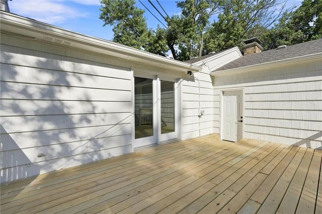 6717 65th Terrace, Mission, KS 66202