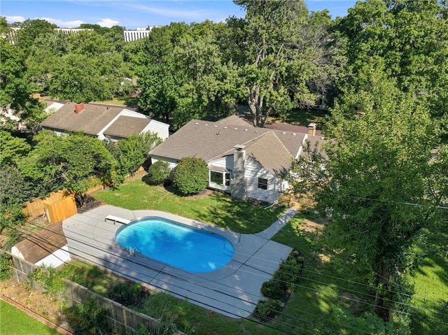 6717 65th Terrace, Mission, KS 66202