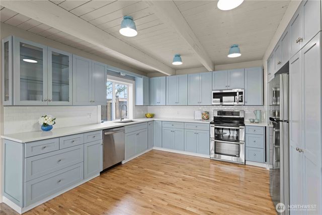 21 NE Belaire Drive, Belfair, WA 98528