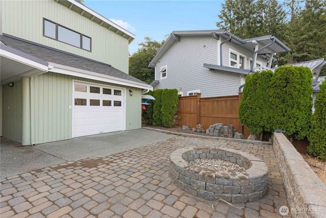 21 NE Belaire Drive, Belfair, WA 98528