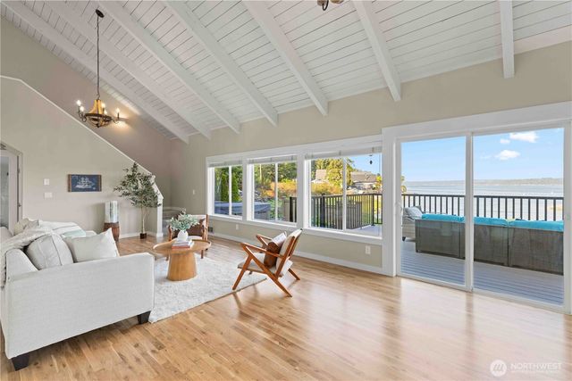 21 NE Belaire Drive, Belfair, WA 98528