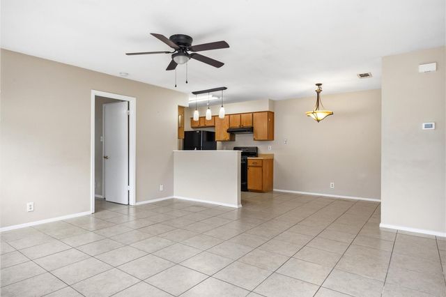 2600 S Bagdad RD A, Leander, TX 78641