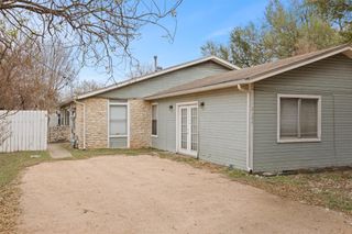 2600 S Bagdad RD A, Leander, TX 78641