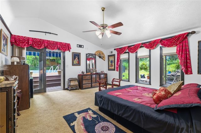 326 Arriba Way, Carrick, PA 15210