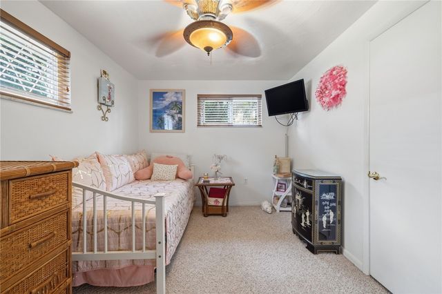 326 Arriba Way, Carrick, PA 15210