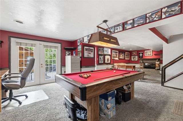 326 Arriba Way, Carrick, PA 15210