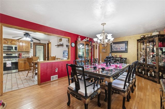 326 Arriba Way, Carrick, PA 15210