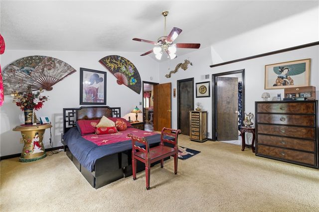 326 Arriba Way, Carrick, PA 15210