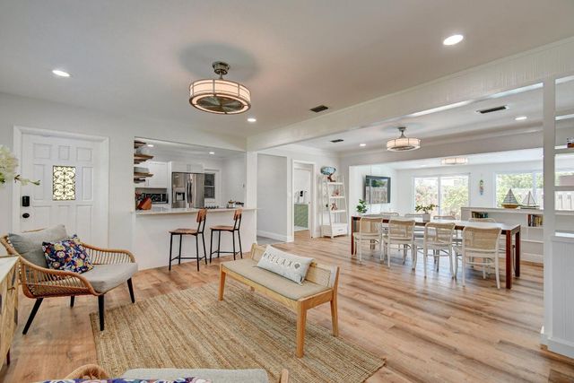 309 Rilyn Drive, West Palm Beach, FL 33405