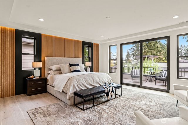 11021 NE 14th Street, Bellevue, WA 98004