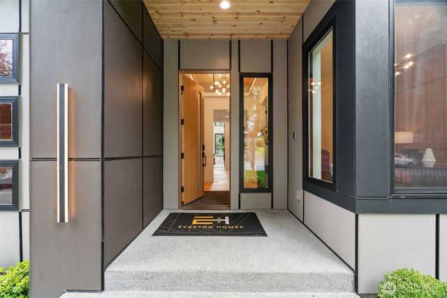 11021 NE 14th Street, Bellevue, WA 98004