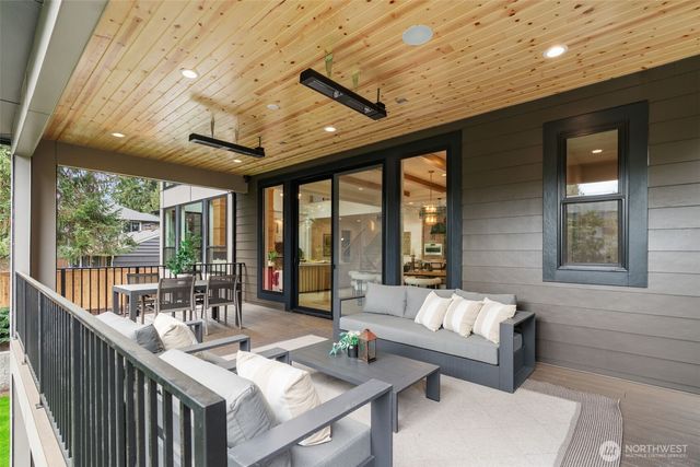 11021 NE 14th Street, Bellevue, WA 98004