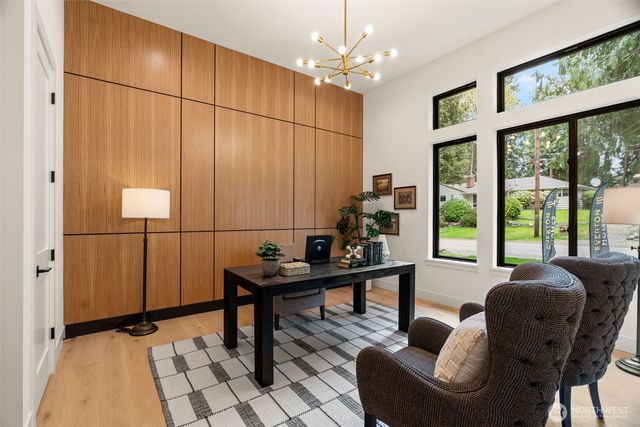 11021 NE 14th Street, Bellevue, WA 98004