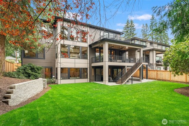 11021 NE 14th Street, Bellevue, WA 98004