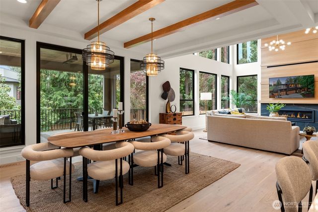 11021 NE 14th Street, Bellevue, WA 98004