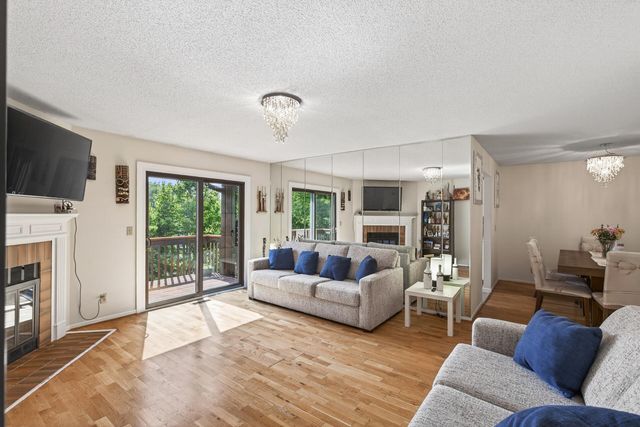 5267 Balmoral Lane, Bloomington, MN 55437