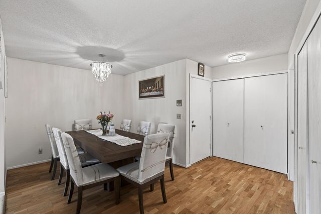 5267 Balmoral Lane, Bloomington, MN 55437