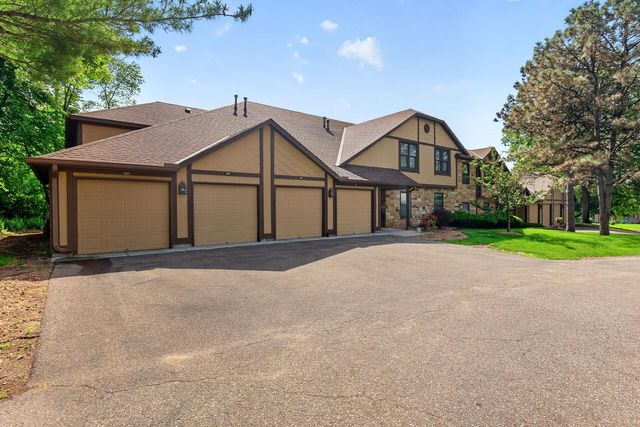 5267 Balmoral Lane, Bloomington, MN 55437