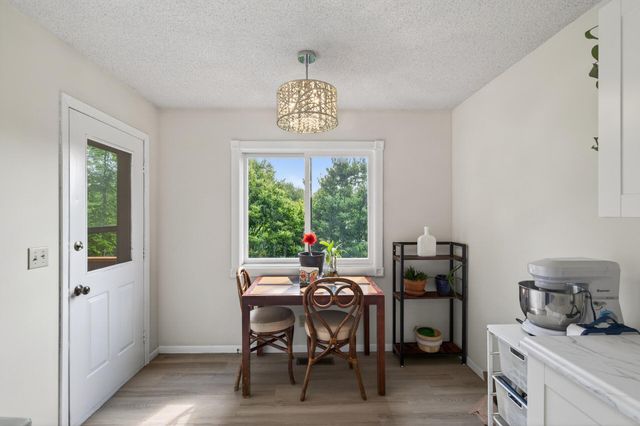 5267 Balmoral Lane, Bloomington, MN 55437