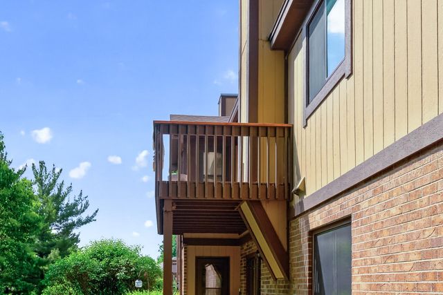 5267 Balmoral Lane, Bloomington, MN 55437