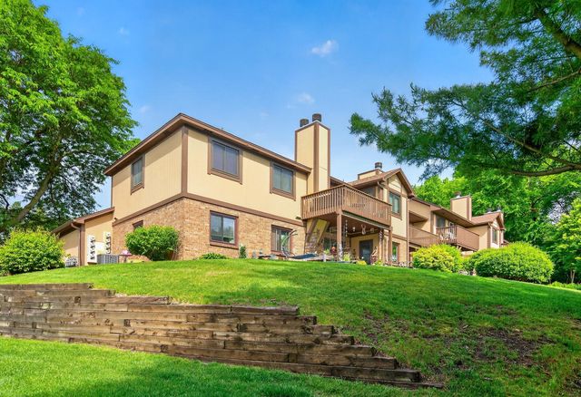 5267 Balmoral Lane, Bloomington, MN 55437