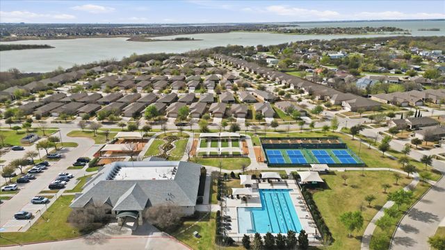 2694 Honeybee Lane, Frisco, TX 75036