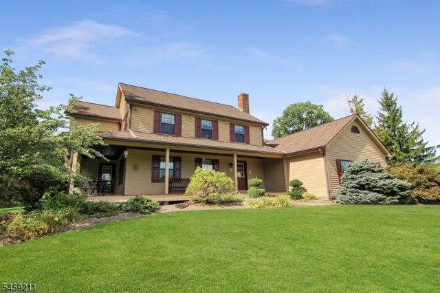 7 Cherokee Trl, Blairstown Twp., NJ 07825