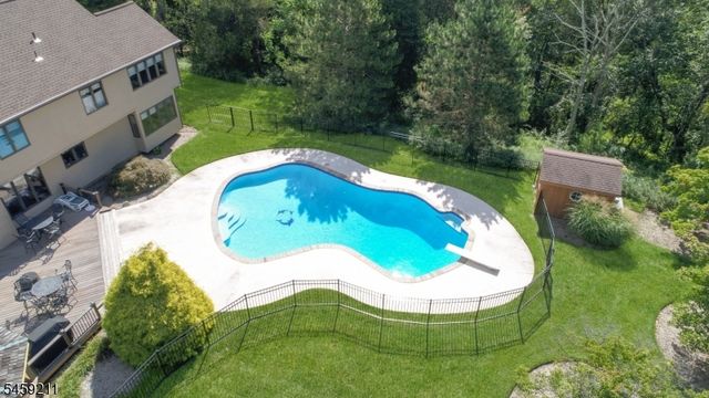 7 Cherokee Trl, Blairstown Twp., NJ 07825
