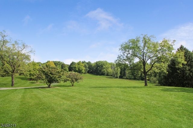 7 Cherokee Trl, Blairstown Twp., NJ 07825