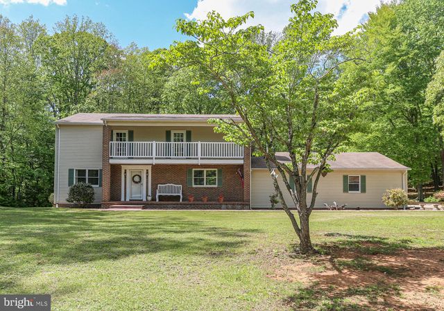 112 HIDDEN LN, Stafford, VA 22556
