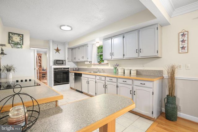 112 HIDDEN LN, Stafford, VA 22556