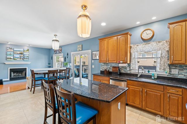 25 Columbus Avenue, Old Bridge, NJ 08857