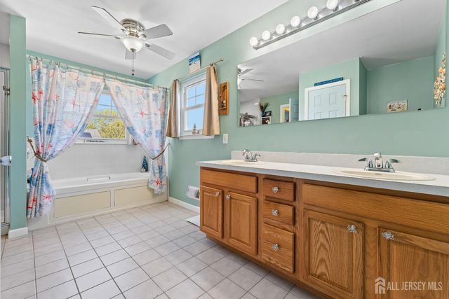 25 Columbus Avenue, Old Bridge, NJ 08857