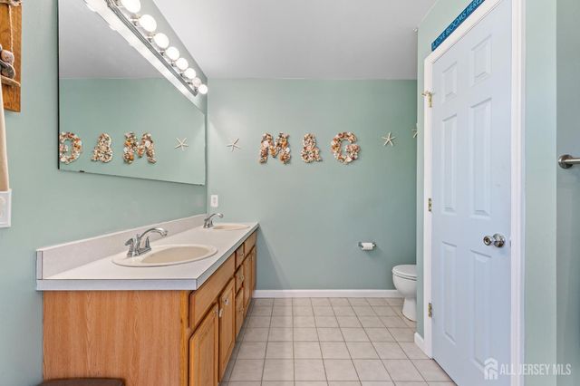 25 Columbus Avenue, Old Bridge, NJ 08857