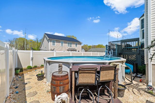 25 Columbus Avenue, Old Bridge, NJ 08857