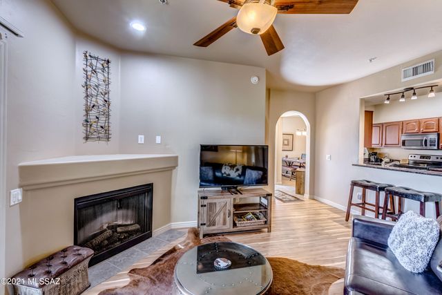 2550 E River Rd Unit 14202, Tucson, AZ 85718