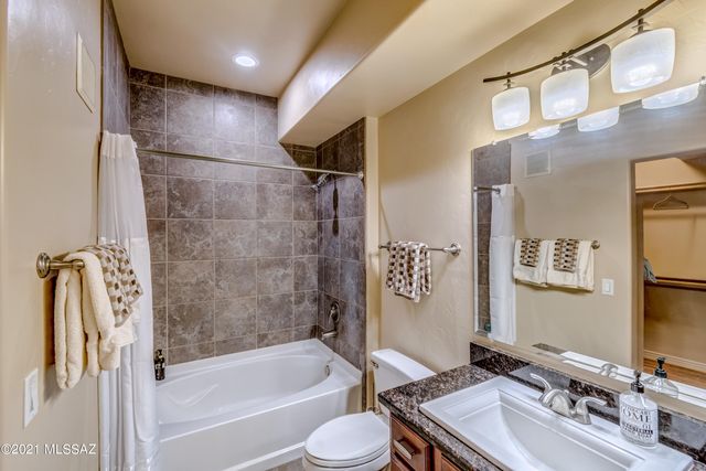 2550 E River Rd Unit 14202, Tucson, AZ 85718