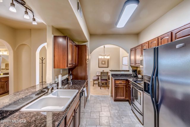 2550 E River Rd Unit 14202, Tucson, AZ 85718