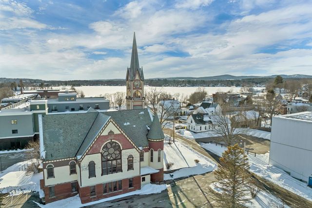 178 School Street, Laconia, NH 03246