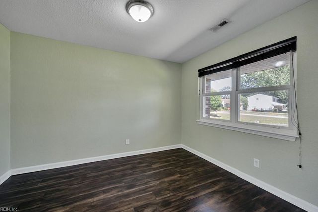 3701 Gresham CT, Virginia Beach, VA 23452