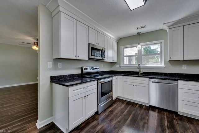 3701 Gresham CT, Virginia Beach, VA 23452