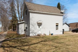 1520 8th Street #1 & 2, Menomonie, MN 54751