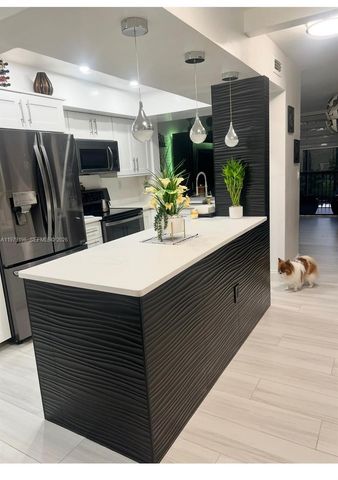 2821 SW 87th Ave 812, Davie, FL 33328