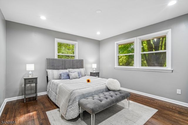 60 Flower Ave, Washington Boro, NJ 07882