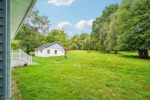 60 Flower Ave, Washington Boro, NJ 07882