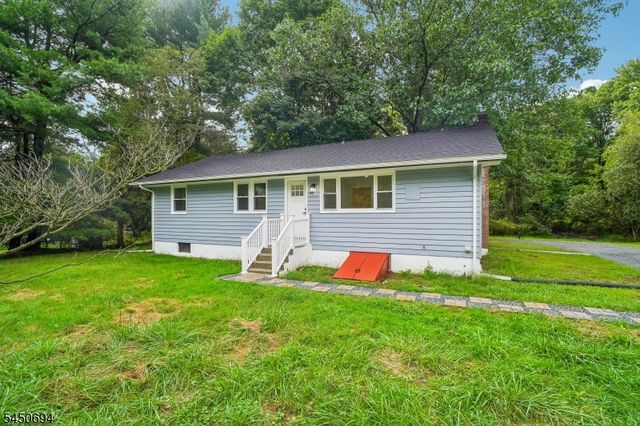 60 Flower Ave, Washington Boro, NJ 07882