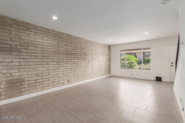 4701 N 68TH Street 214, Scottsdale, AZ 85251
