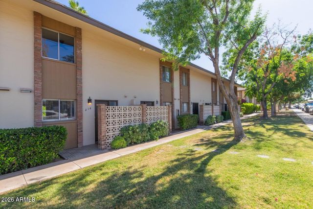 4701 N 68TH Street 214, Scottsdale, AZ 85251