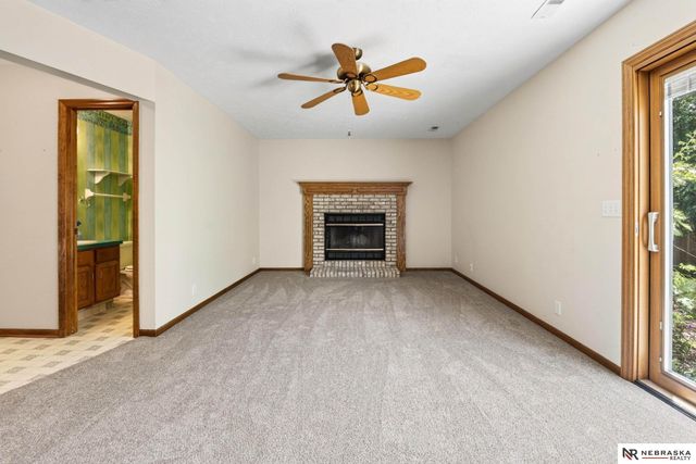 12909 Camden Avenue, Omaha, NE 68164
